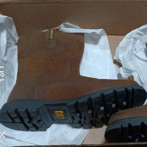 Caterpillar Revolvers